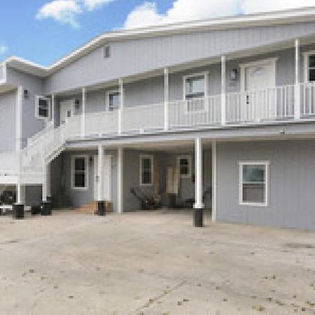 Hess St Apartment Сан Антонио Екстериор снимка